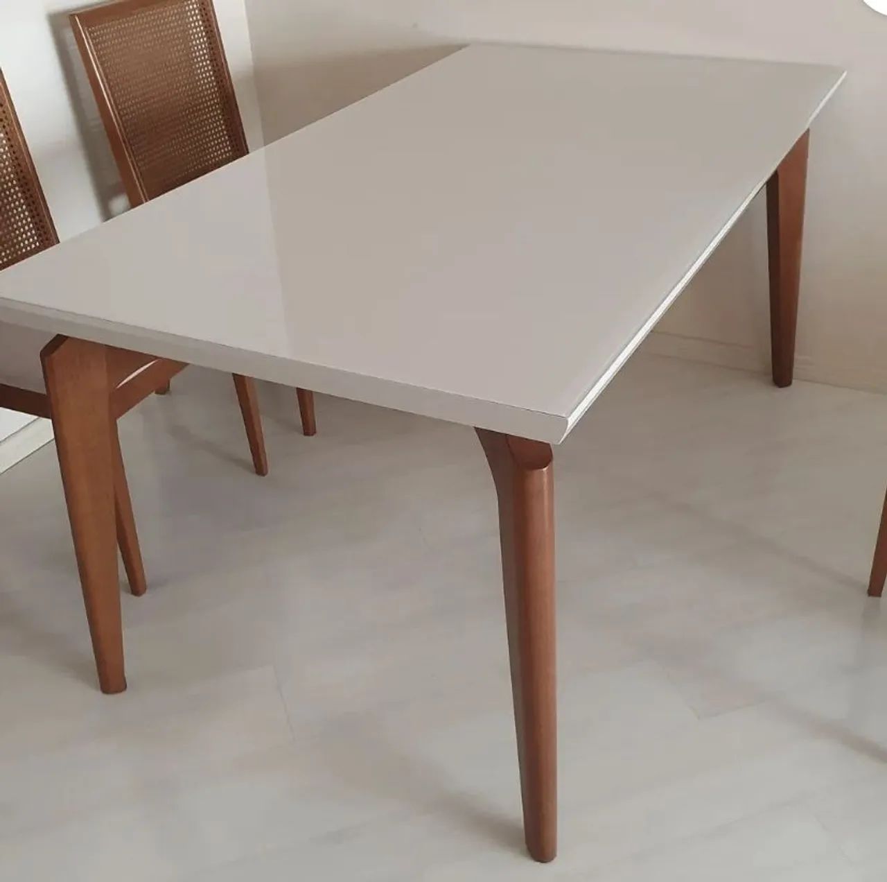 Mesa de JANTAR DUNELLI - Excelente oportunidade - Foto 3