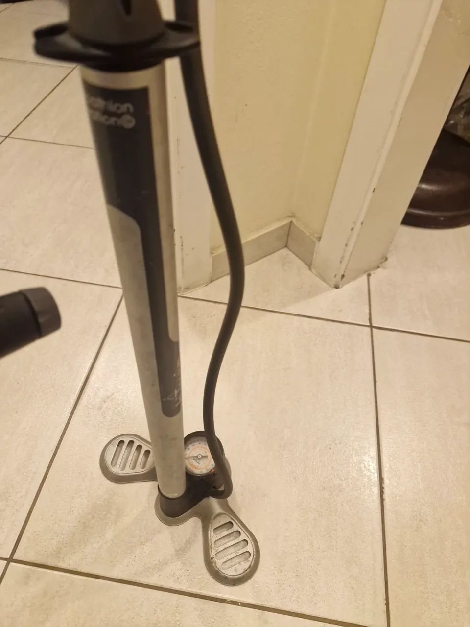Bomba de ar para bicicleta - Foto 5