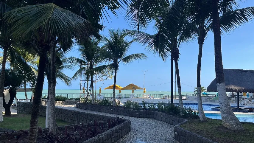 Golden Beach FRENTE PARA O MAR