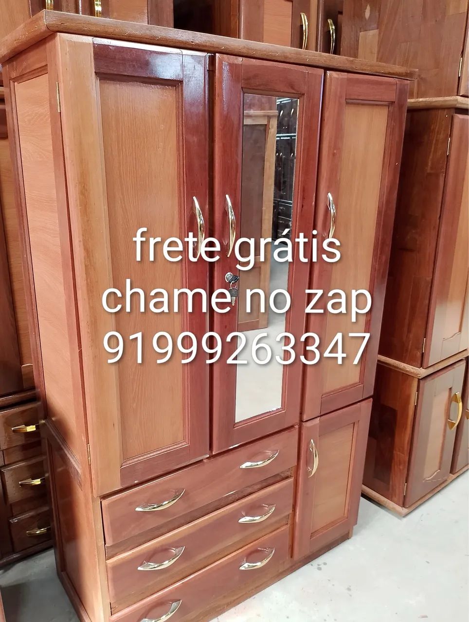 Guarda roupa de madeira com espelho frete grátis 