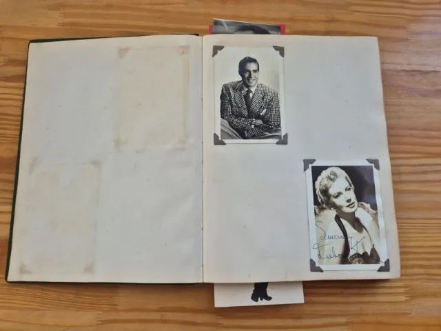 Álbum De Fotos Autografadas Artistas Famosos. Anos 50/60. - Foto 2