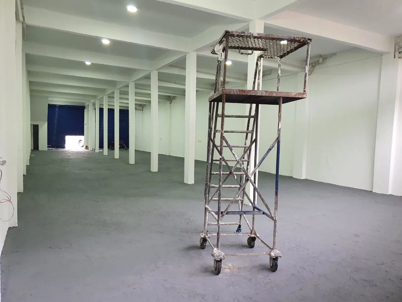 Vendo Galpão com 8 apartamentos - Foto 2
