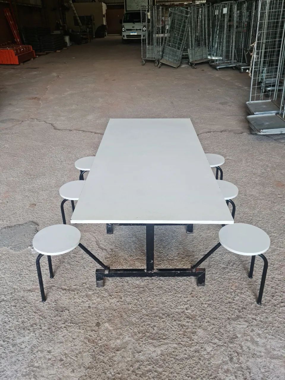 Mesa de refeitorio