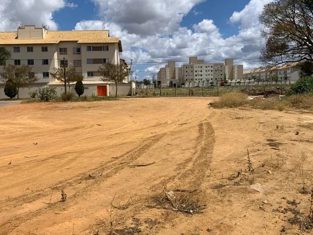 Área para Locação com 1.000 m²  - Foto 2