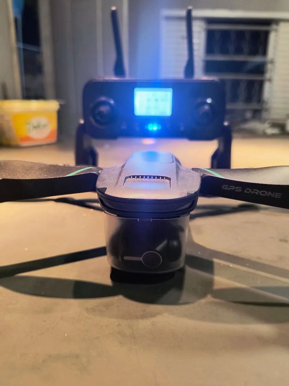 Drone com câmera e controle remoto - Foto 4