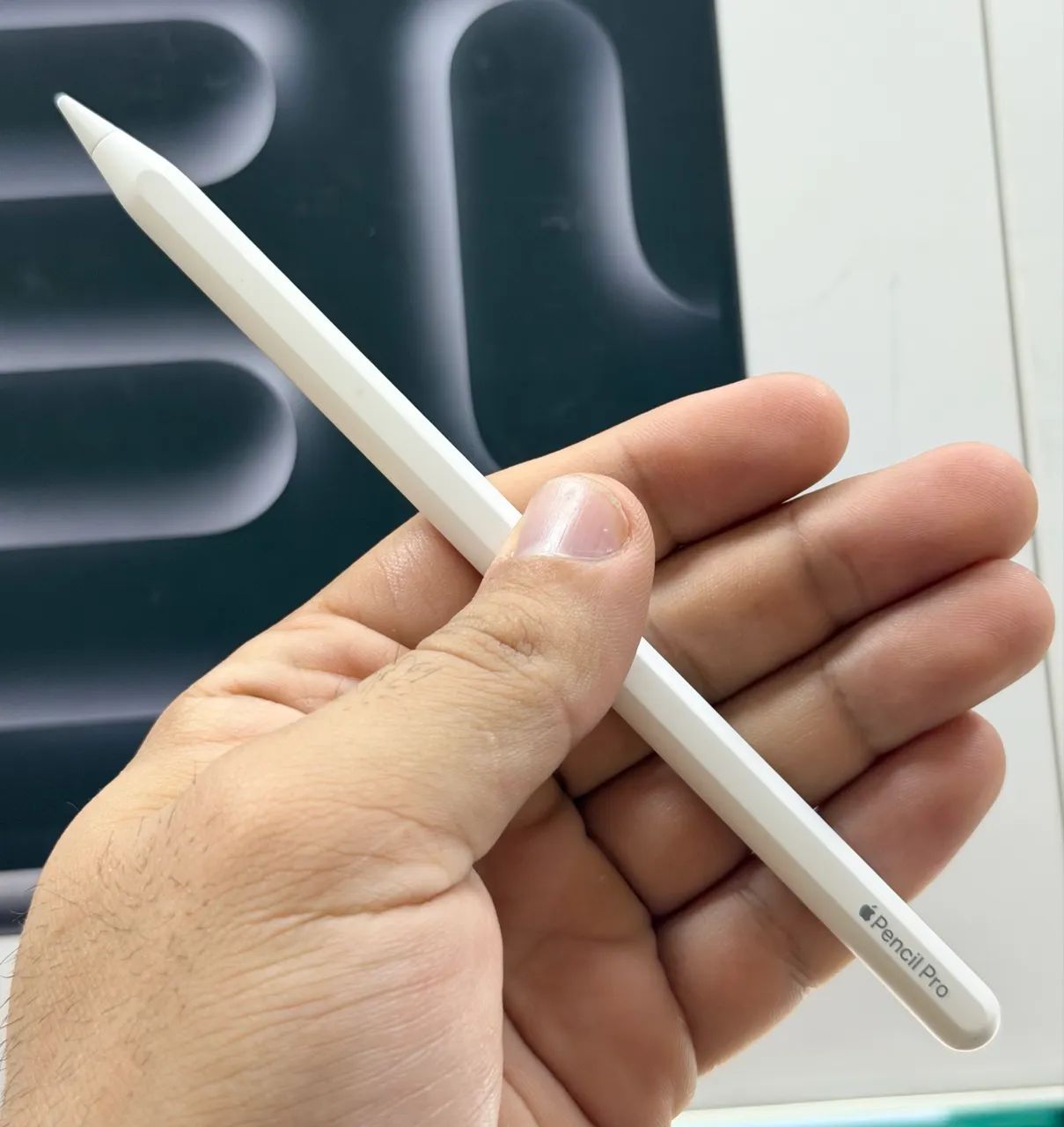 Apple pencil pro LOJA FÍSICA seminova com menos de 1 ano de