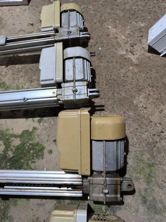 4 Motor para portão automático basculante  - Foto 5