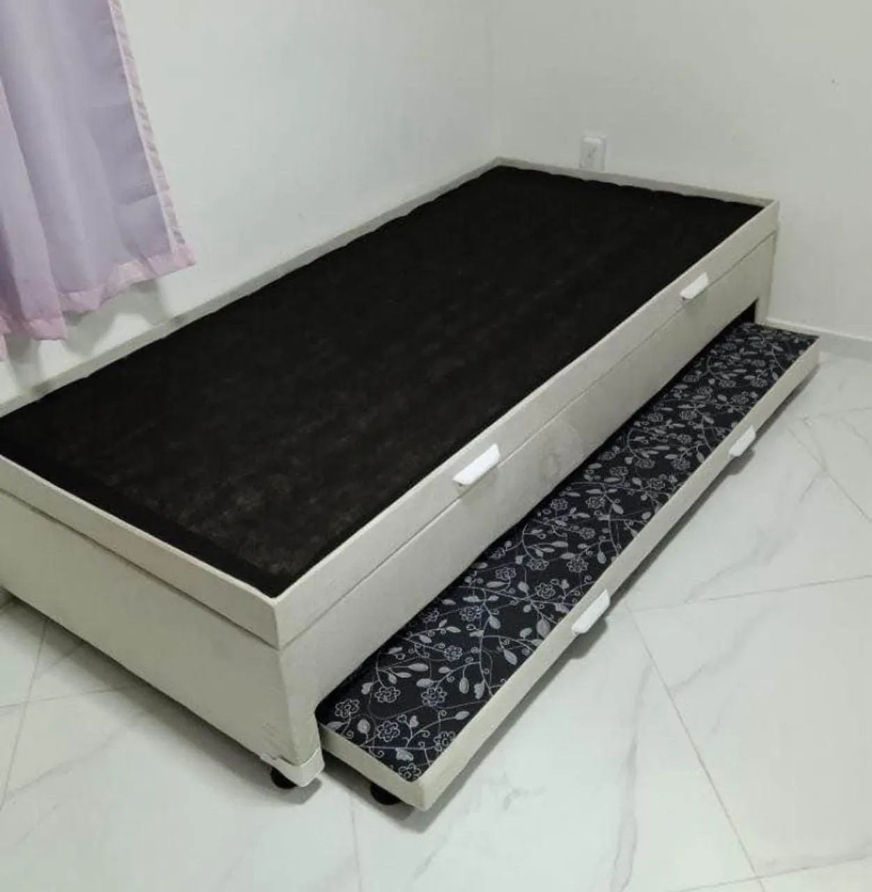 Cama baú de solteiro com auxiliar