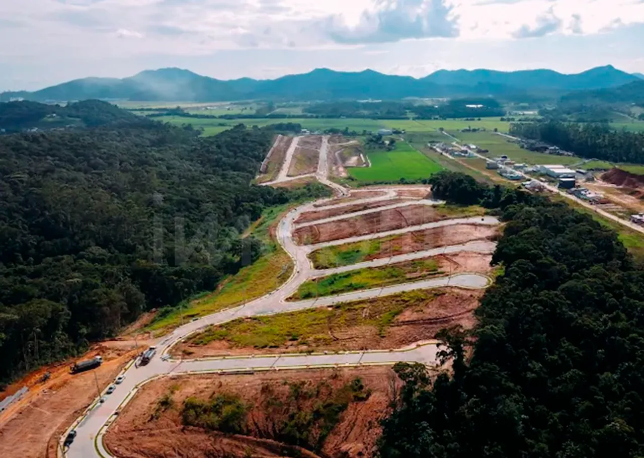 Terreno no condomínio Alínea Reserva Itajaí.
