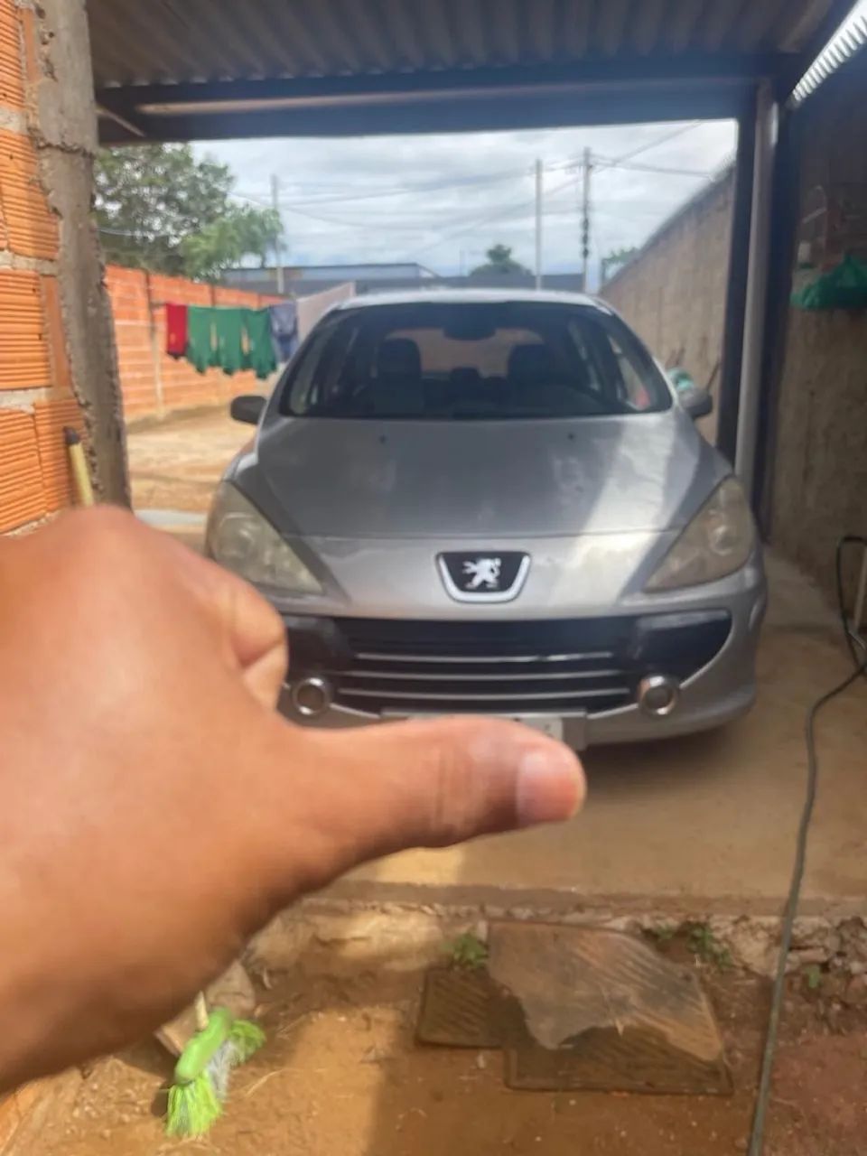 Peugeot 307 2008 só 7mil reais leia o anúncio por favor  - Foto 4