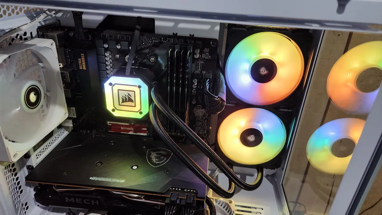 PC Gamer Ryzen 7 5800x + RX 6750XT e Monitor 27"