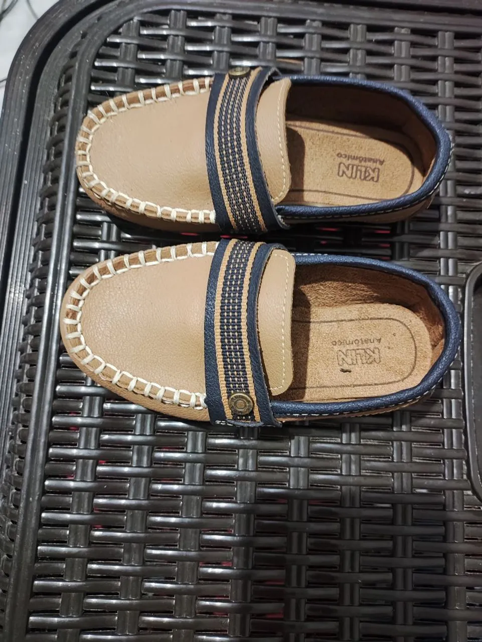 Sapatos Klin Bebê - Tamanho 23