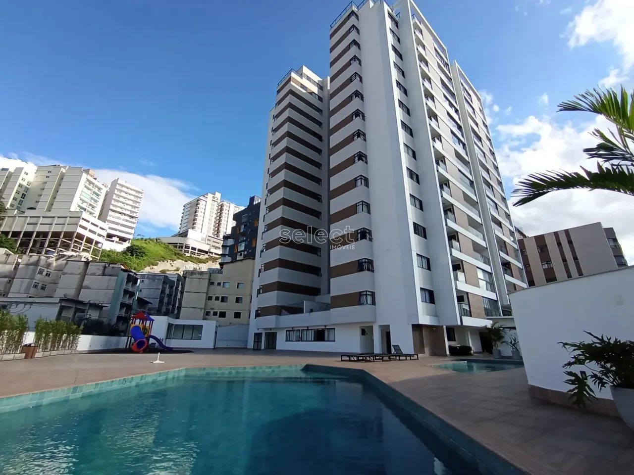 Escelente apartamento 4 suítes no Bairro Granbery