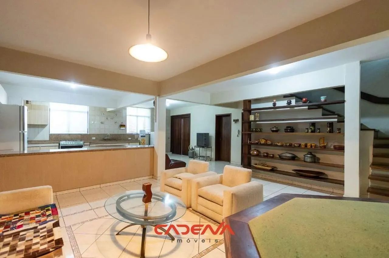 Casa com 5 quartos e 7 vagas à venda no Mercês - Foto 5