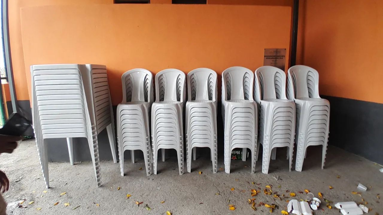 Locação de mesas e cadeiras