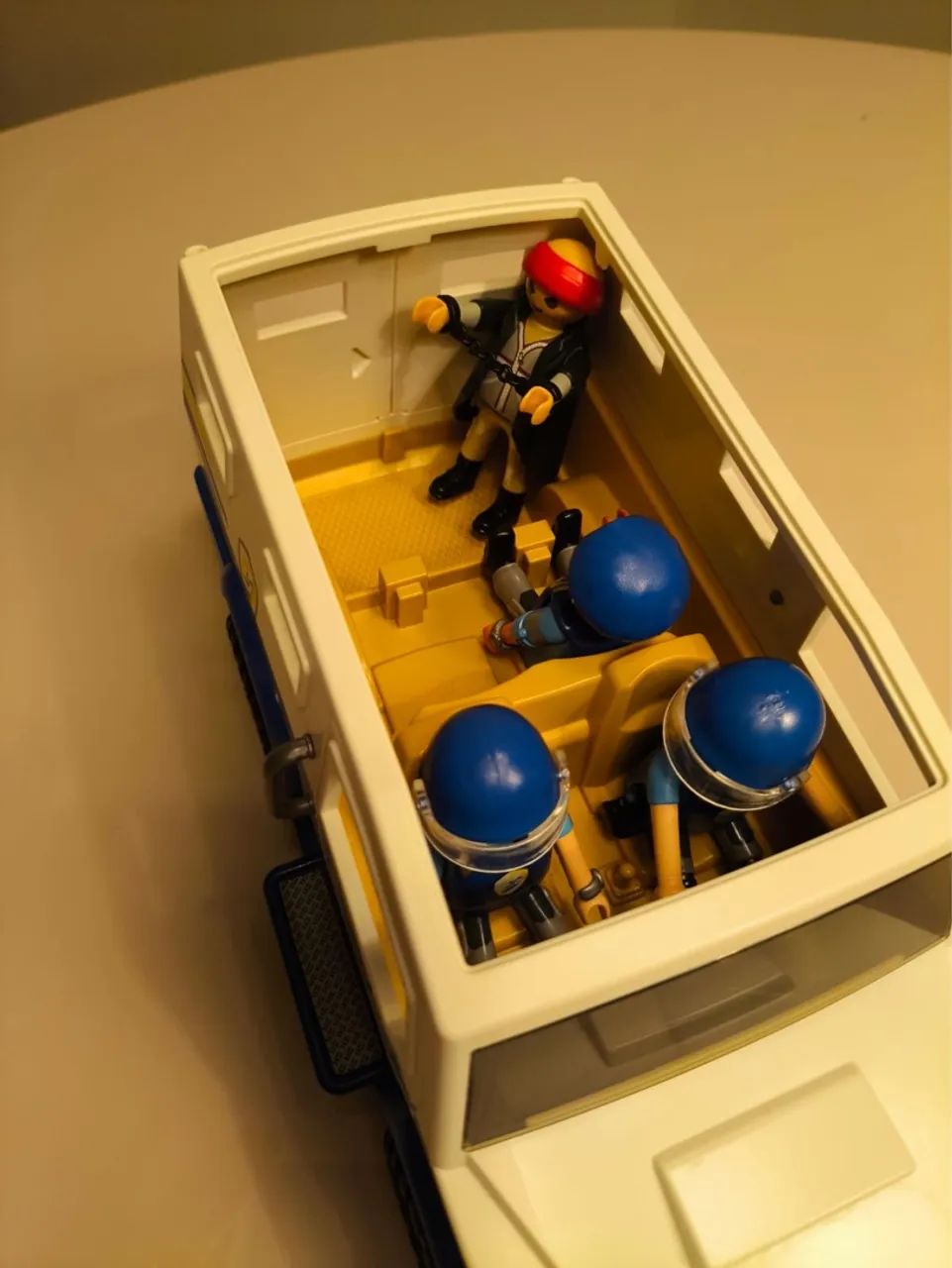 Camburão Playmobil 