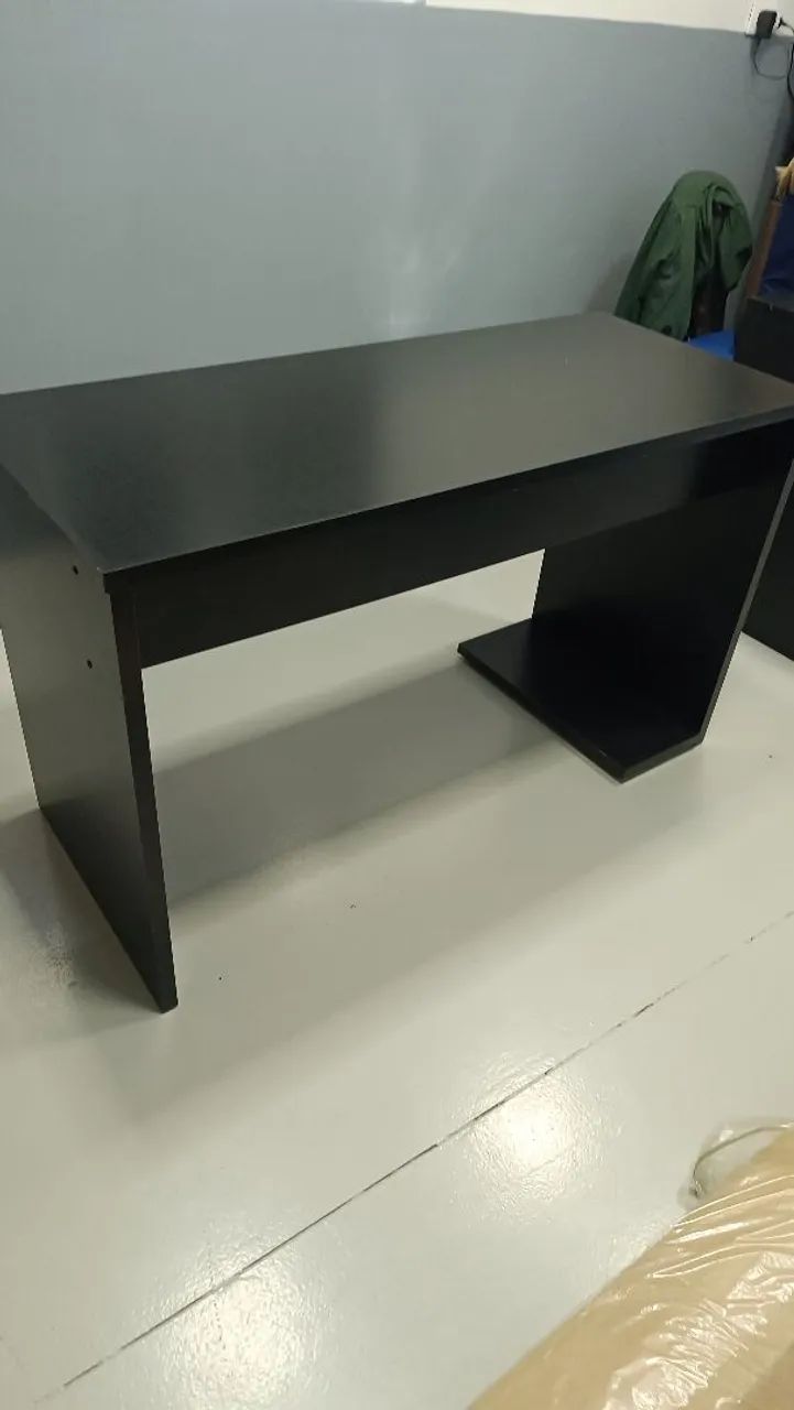 Escrivaninha Nova 1.27m x 53cm c/ Suporte CPU - PROMOÇÃO 