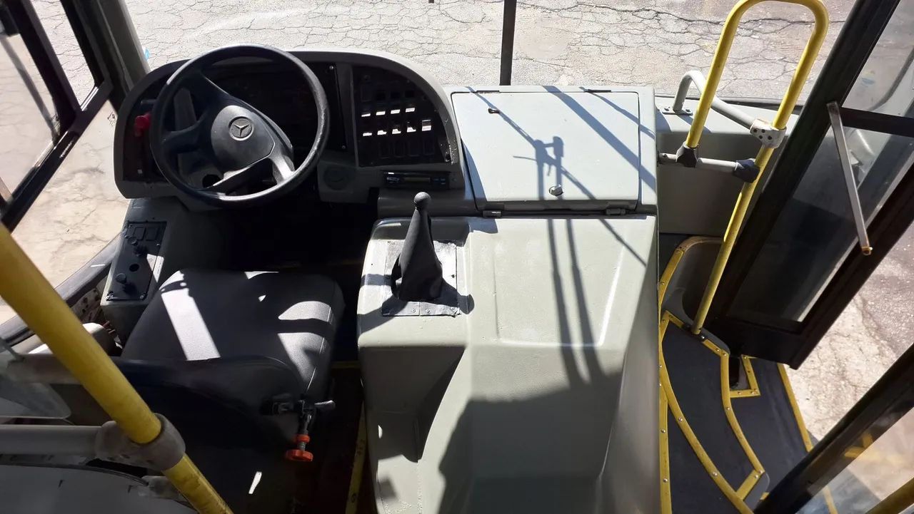 Onibus urbano 2012 2 portas - Foto 4