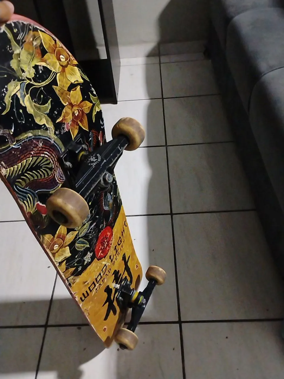 Skate Wood Light (vender logo)