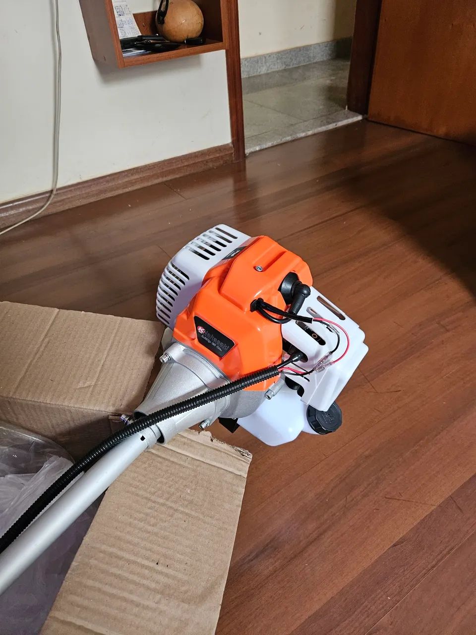 Roçadeira a Gasolina Nova - Foto 3