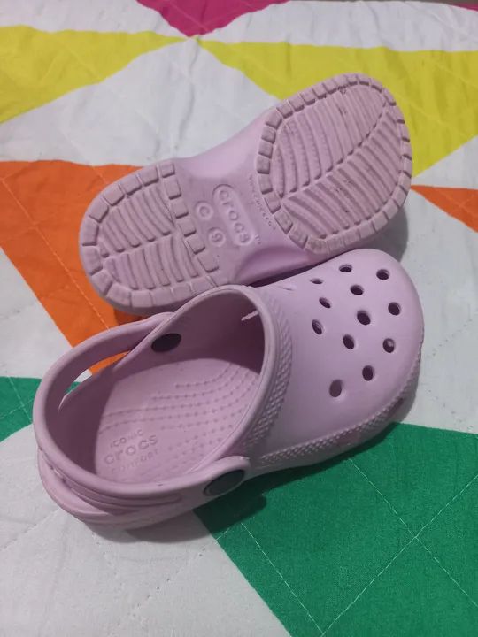 Crocs Rosa Infantil  - Foto 2