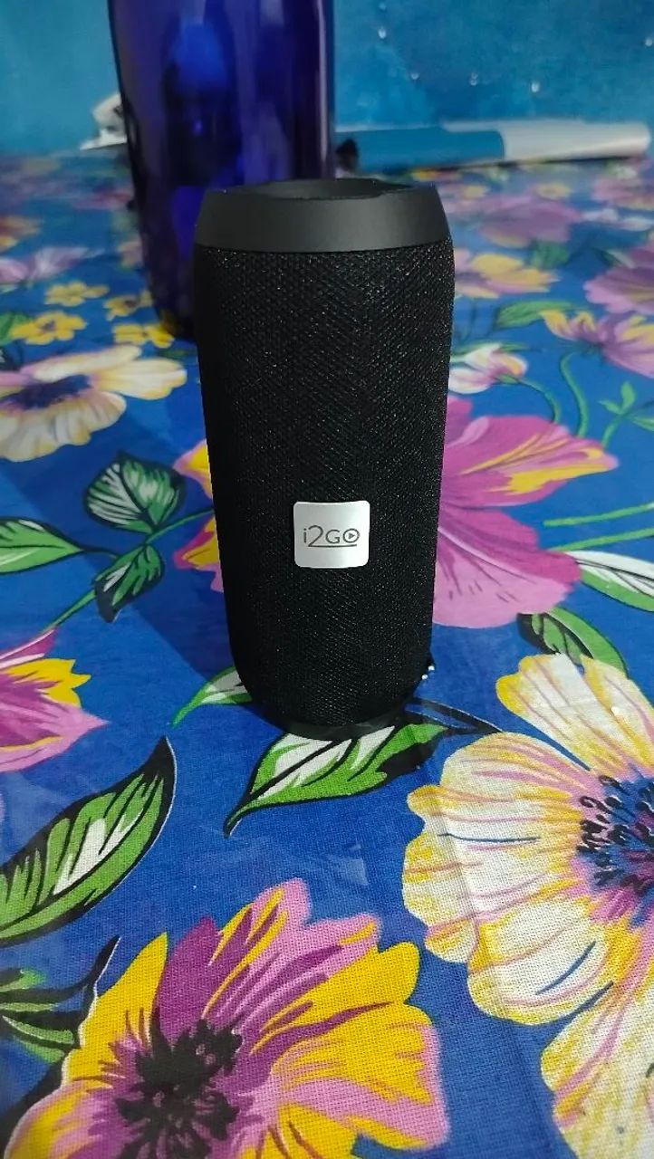 Caixa de som a prova dágua nova.64520765896065122