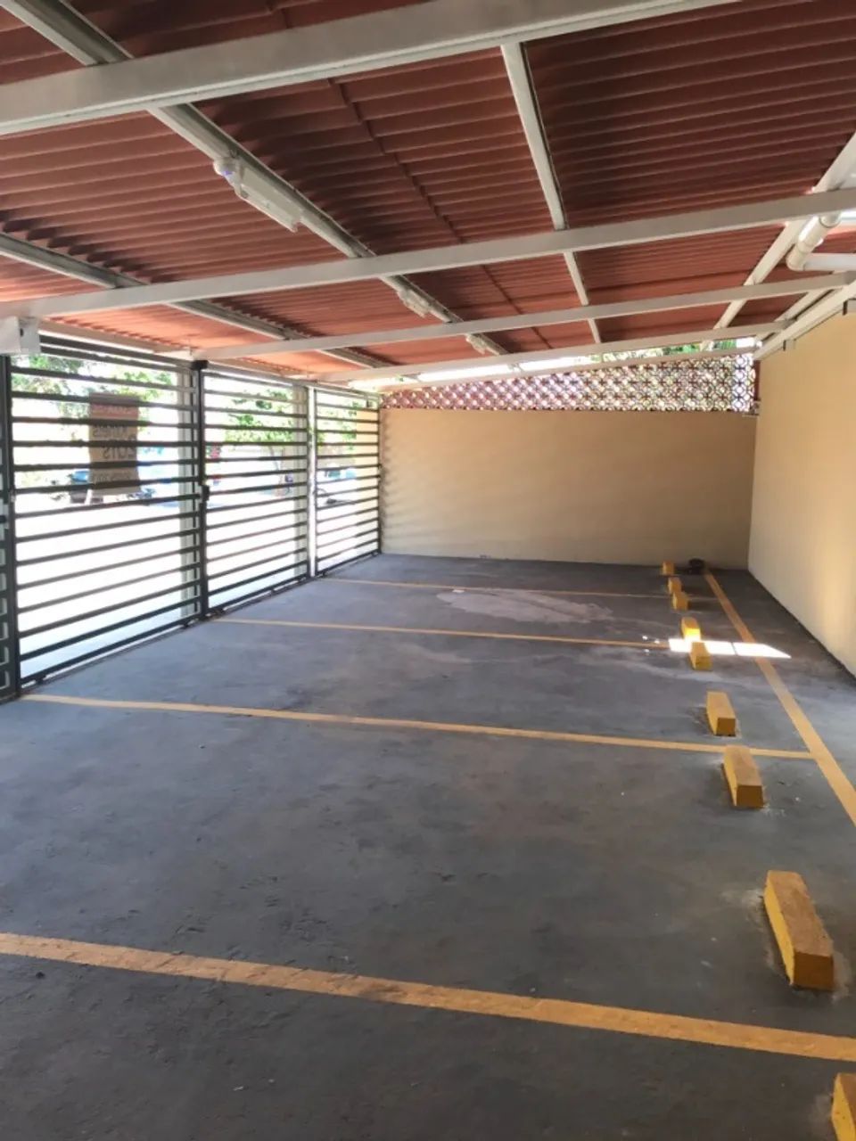 Conjunto de 10 kitnets ao lado da UFG Samambaia com Renda bruta 10 mil mês. - Foto 3