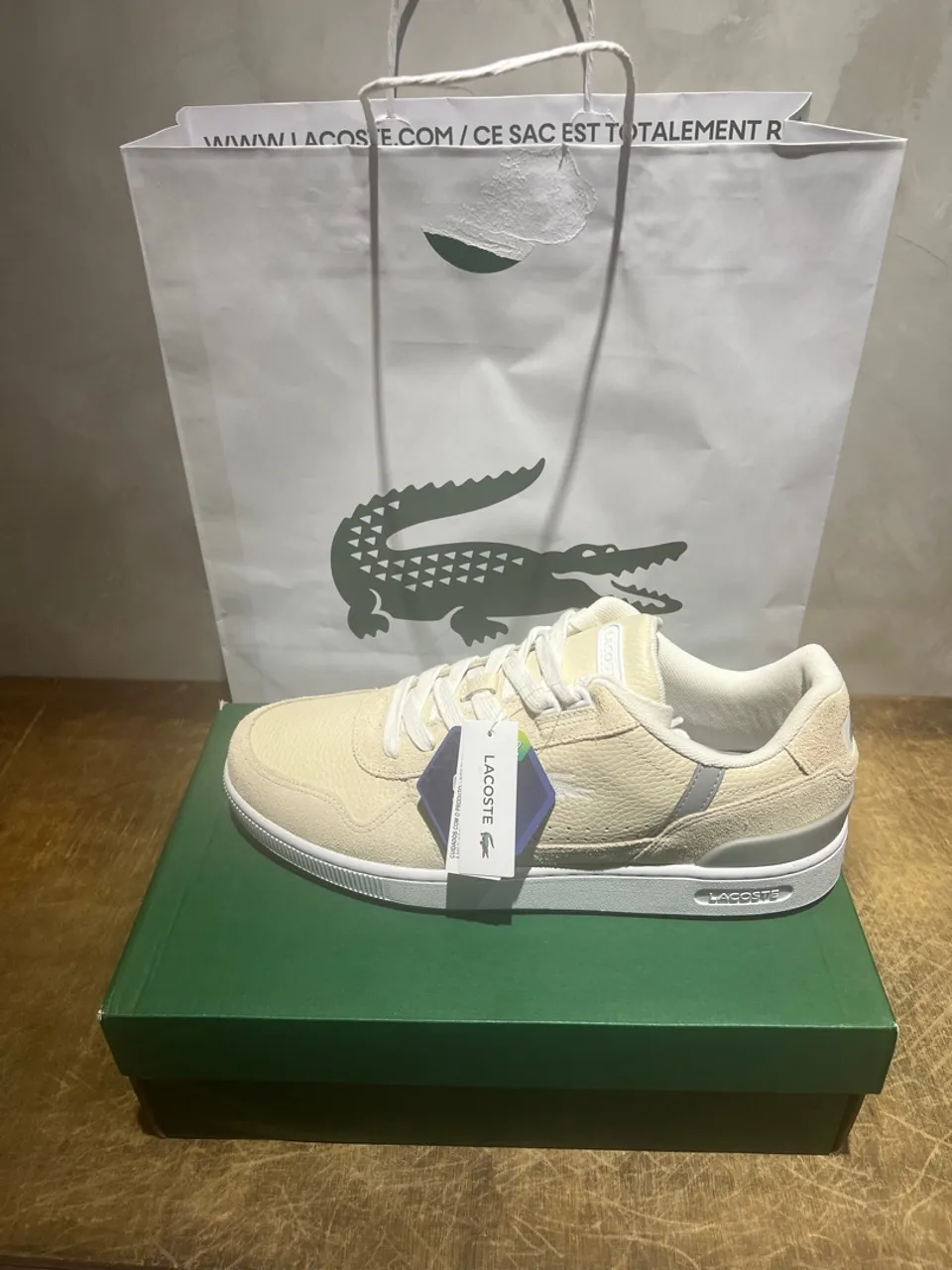 Tênis casual Lacoste n 44 novo original