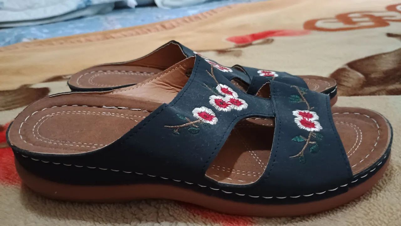 Sandálias Feminina n°37 sem uso  - Foto 3