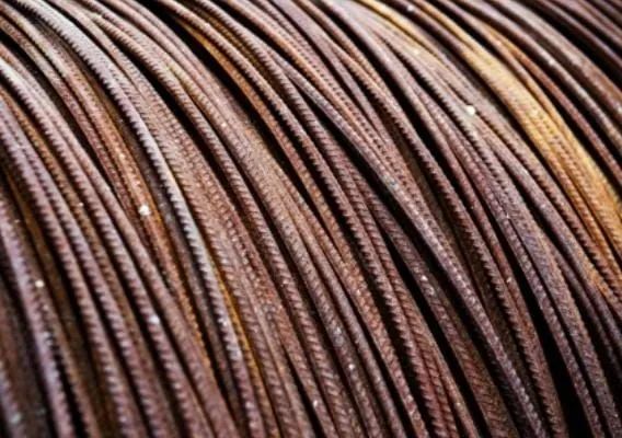 Barbada !! Ferro para obra pela metade do preço. 