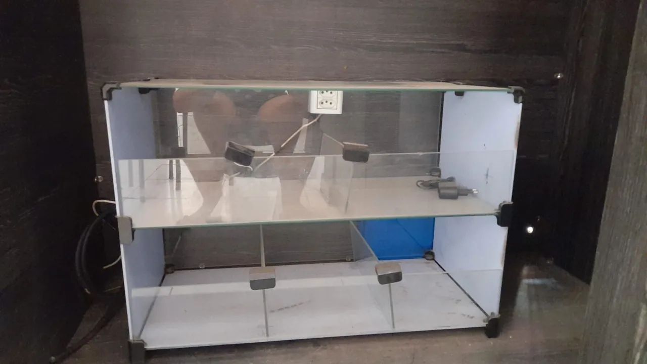 Prateleira de vidro para comércio