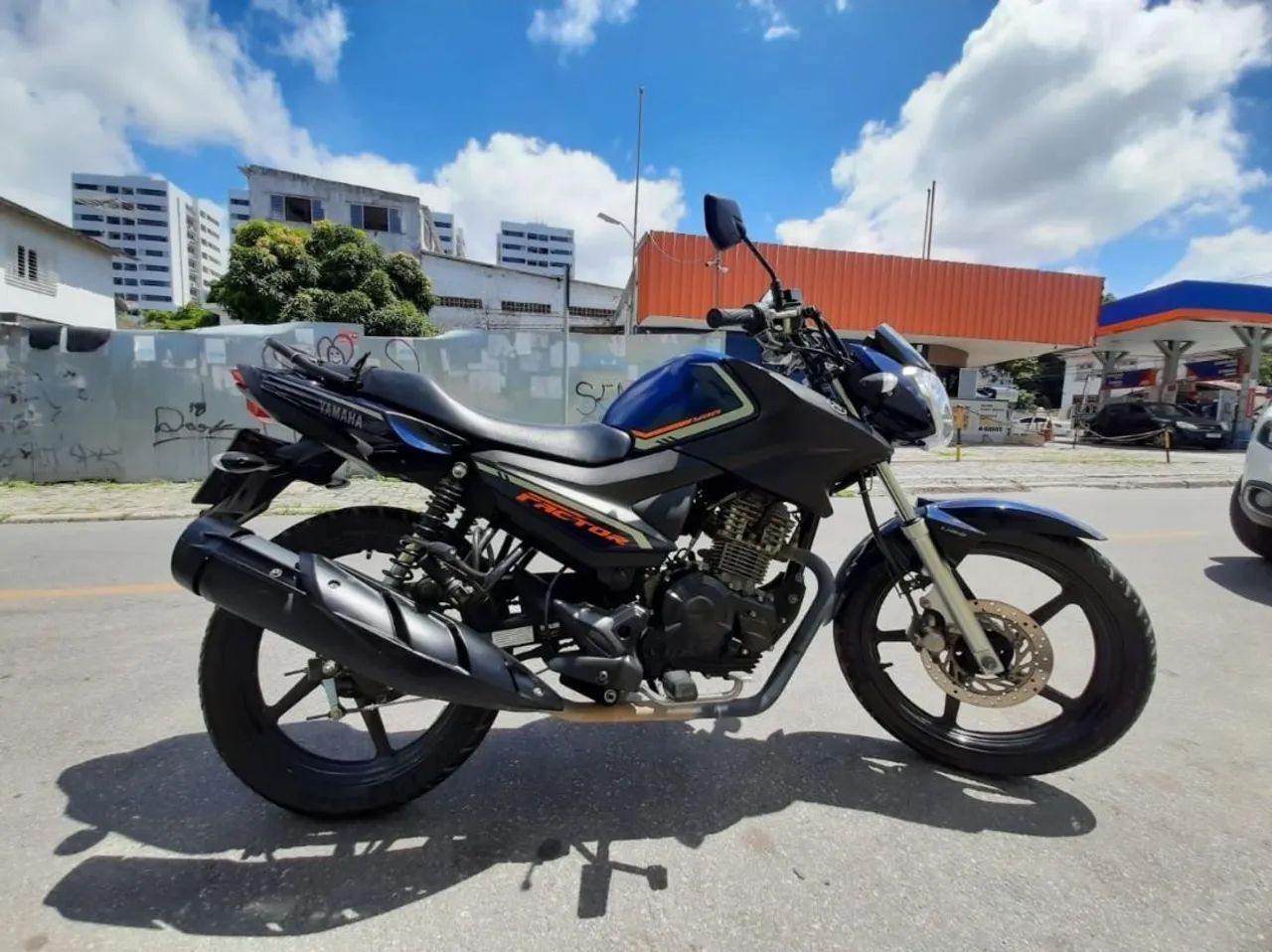 ALUGO MOTO