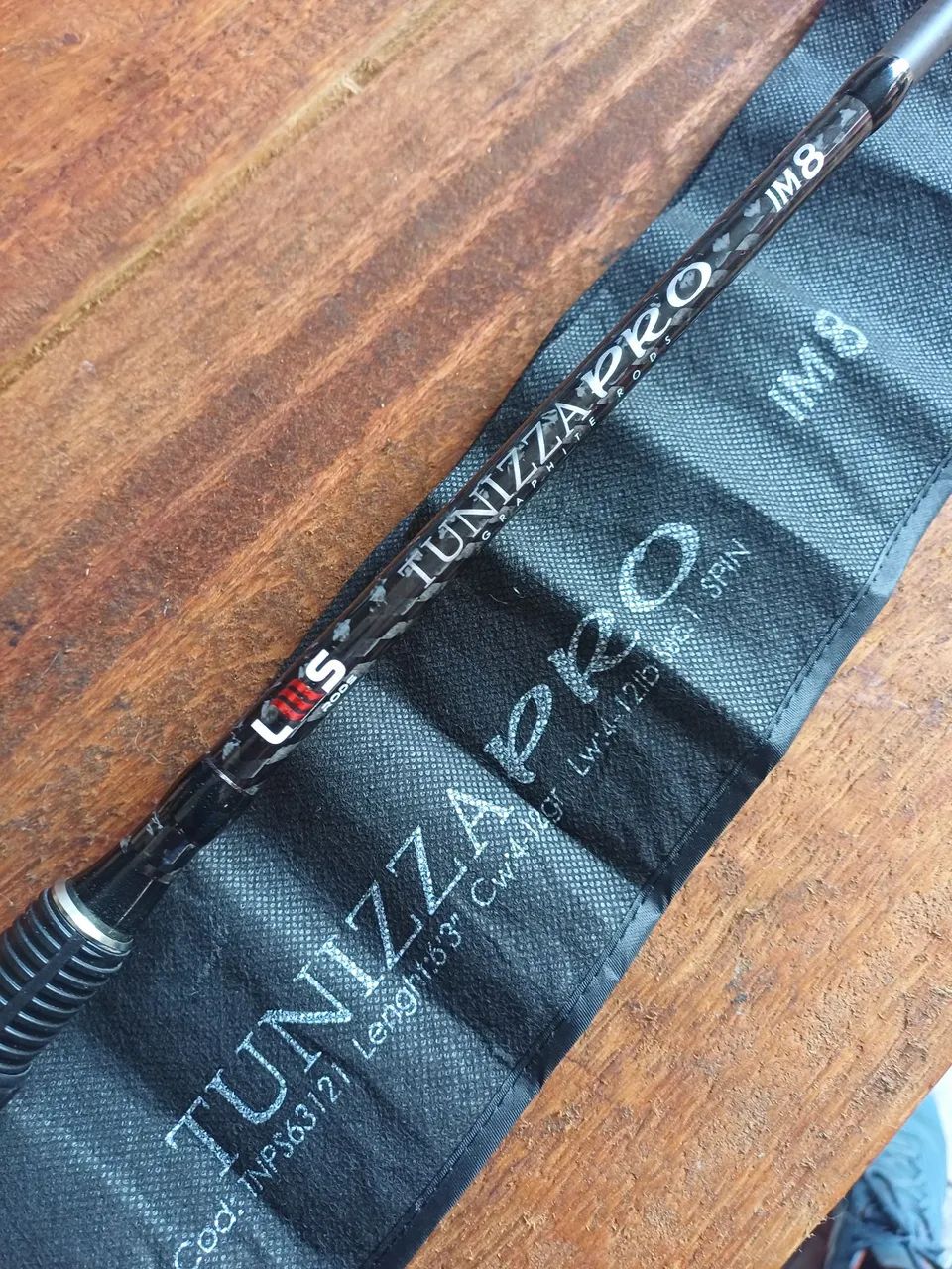 VARA DE PESCA TUNIZZA PRO MOLINETE 12 LIBRAS MOD NOVO 