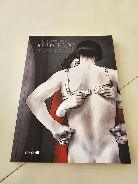 Degenerado - Chloé Cruchaudet (Editora Nemo)