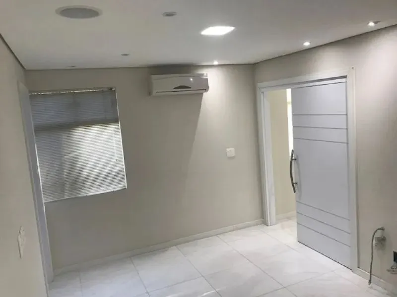 Otima sala para locação proximo ao hospital Santa Isabel.