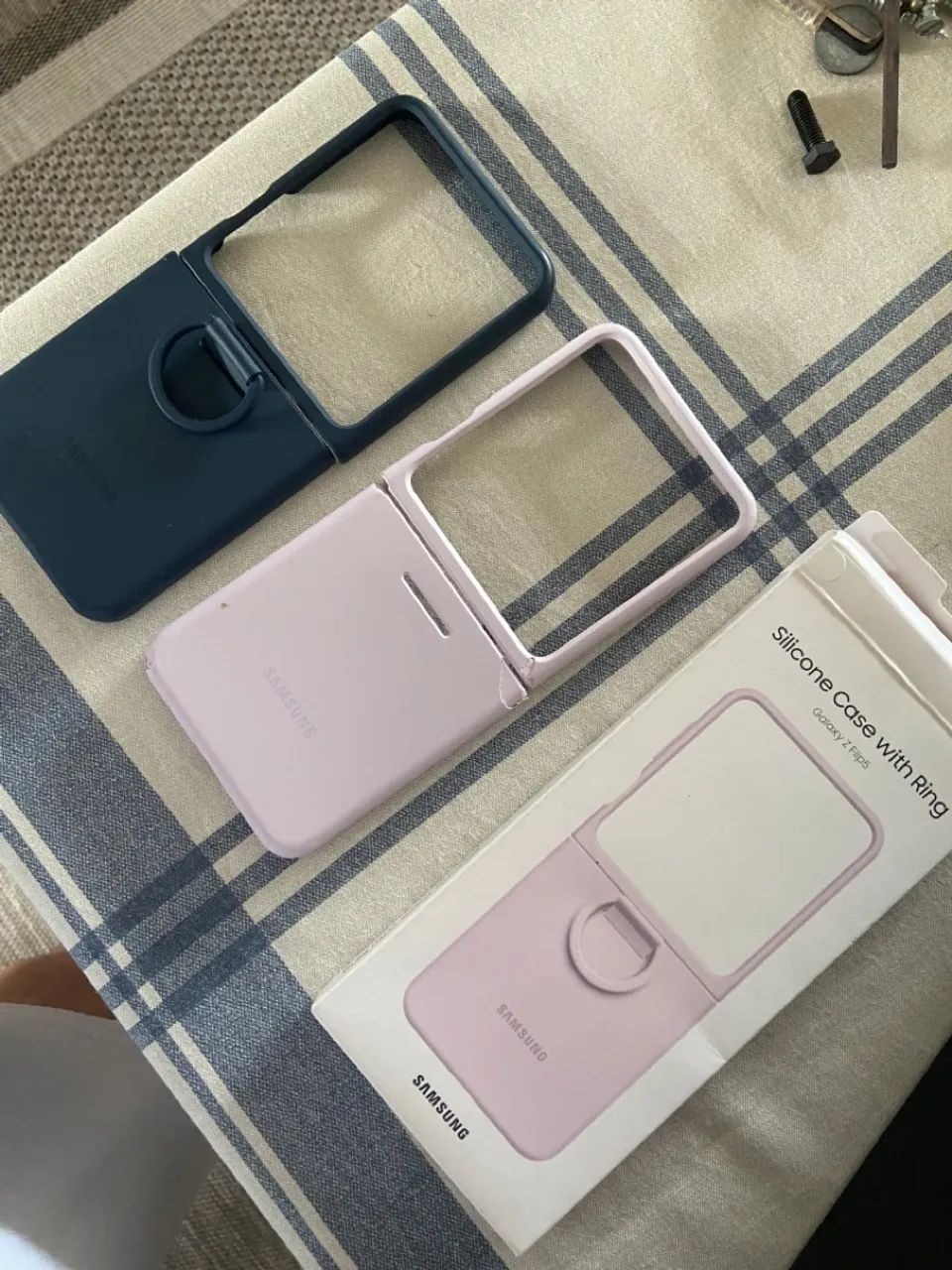 Capa original para Celular Samsung Flip 5 com Ring - Foto 4