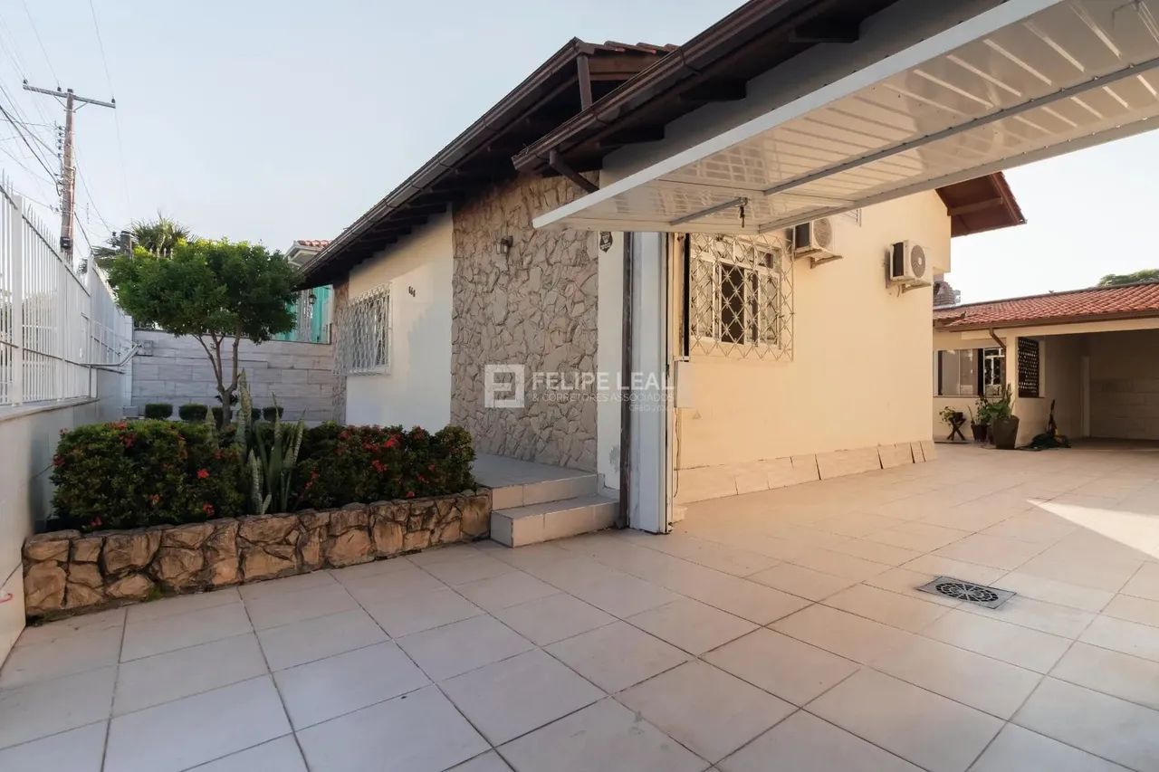 Casa em Ipiranga - São José