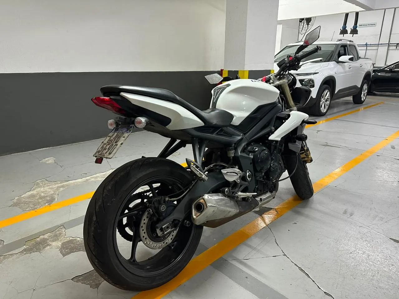Triumph Street Triple 675 - Ano 2014 - Foto 5