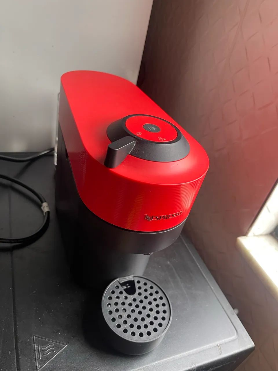 Cafeteira Nespresso Vertuo Pop Cor Vermelho
