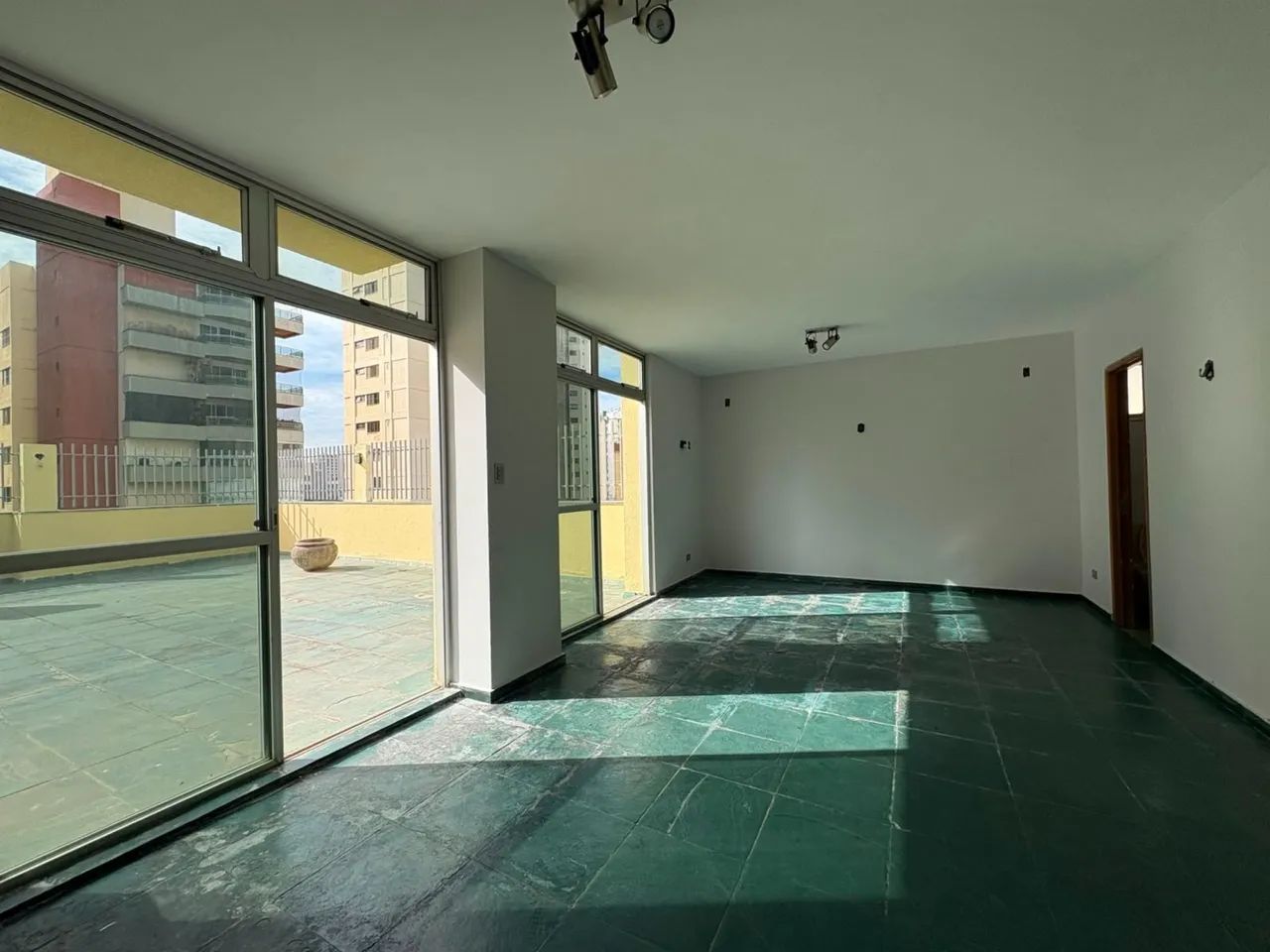 Oportunidade  cobertura condomínio matanzas - Foto 2