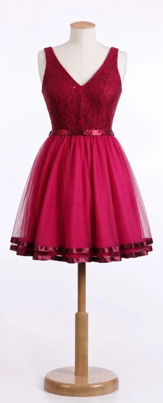 Dois vestidos de festa 
