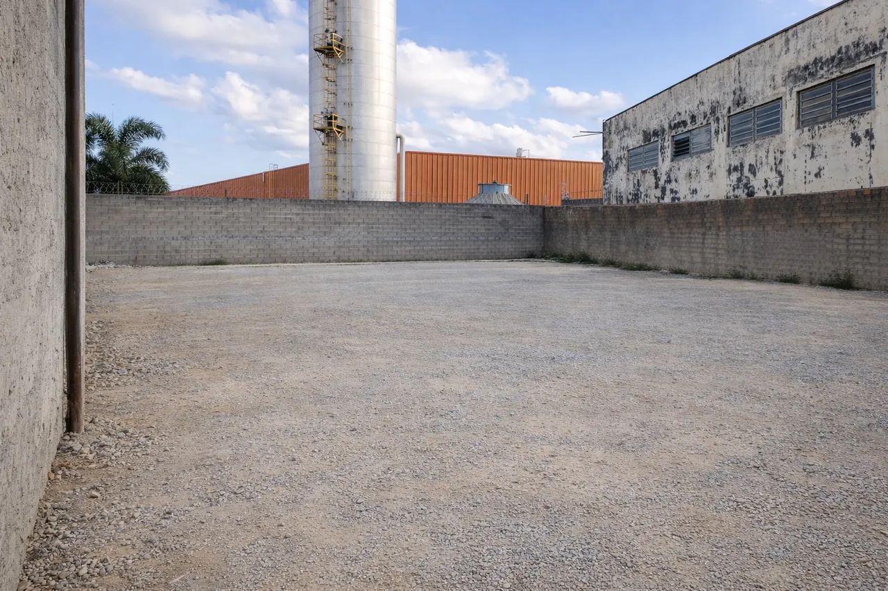 Aluga-se terreno Via Expressa/Tabuleiro - Foto 2