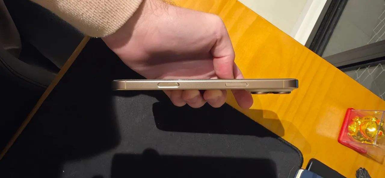 iPhone 16 Pro Max Dourado 256Gb - Foto 4