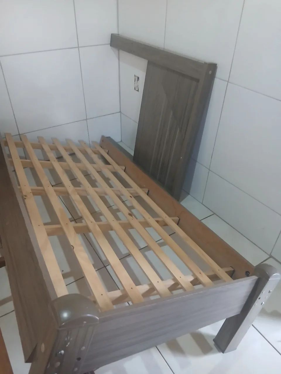 Vende-se 2 camas - Foto 2