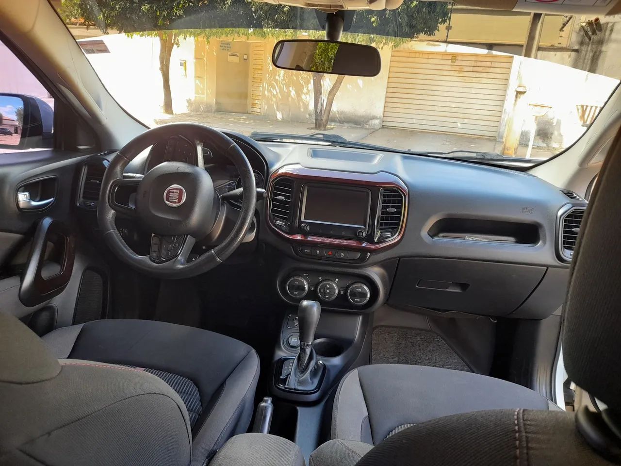 Fiat Toro Freedom 1.8 16V Flex Aut. 2020 - Foto 4