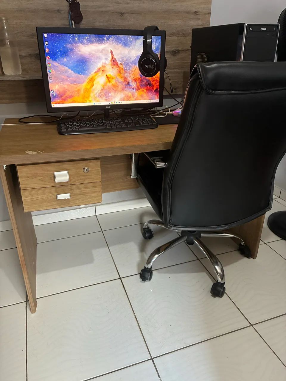 COMPUTADOR COMPLETO COM MESA E CADEIRA! - Foto 2