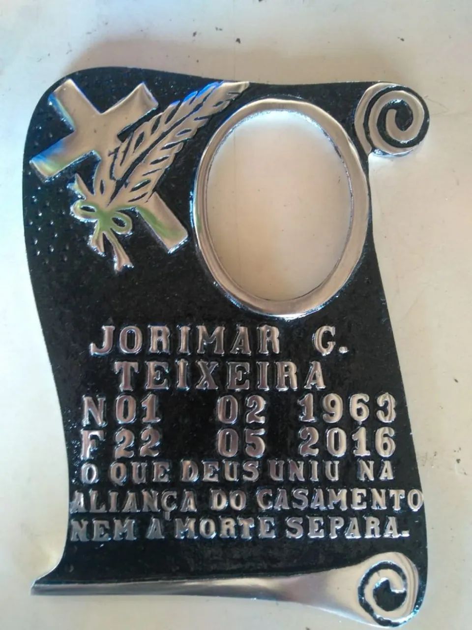 Placa memorial de alumínio  - Foto 2