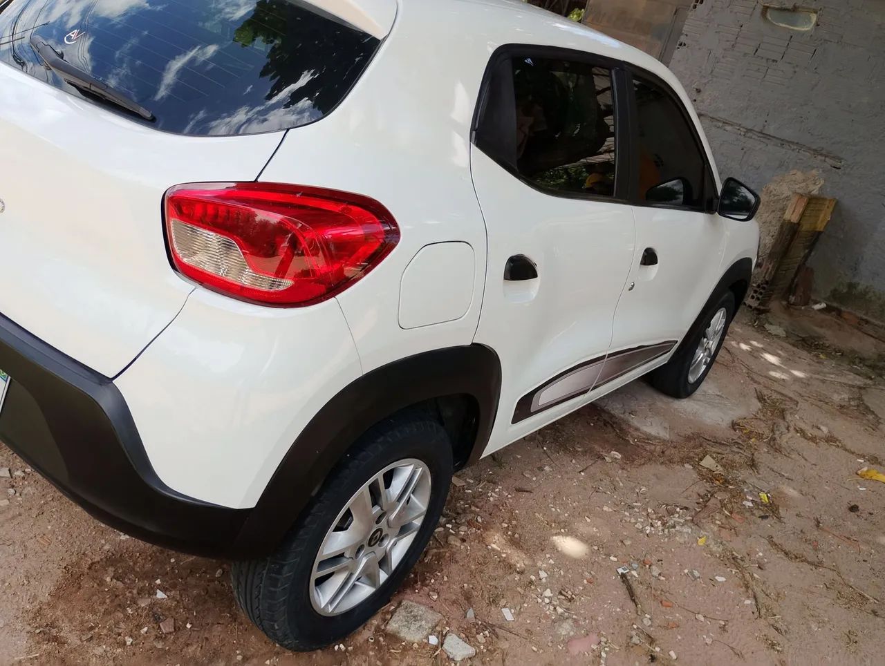 Renault Kwid KWID Zen 1.0 Flex 12V 5p Mec. 2018
