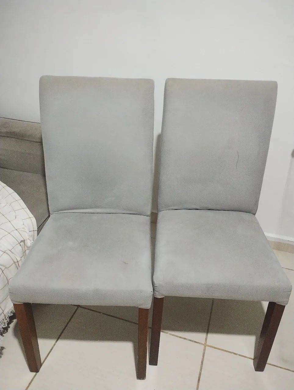 Vendo 4 cadeiras 