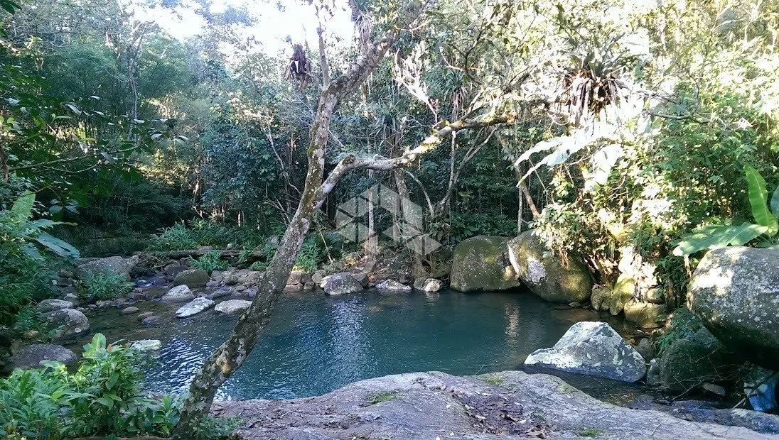 Terreno com 10.000 m² na Encantada em Garopaba SC